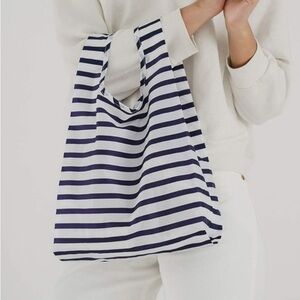 NWT Baggu Standard Reusable Bag Navy Stripe